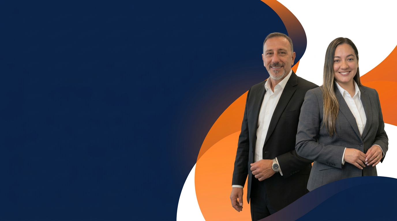 Juan Troncoso y Josselyn Ramos, fundadores de Wecomms